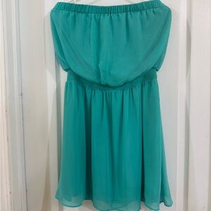 Express Women’s strapless dress blue, size L